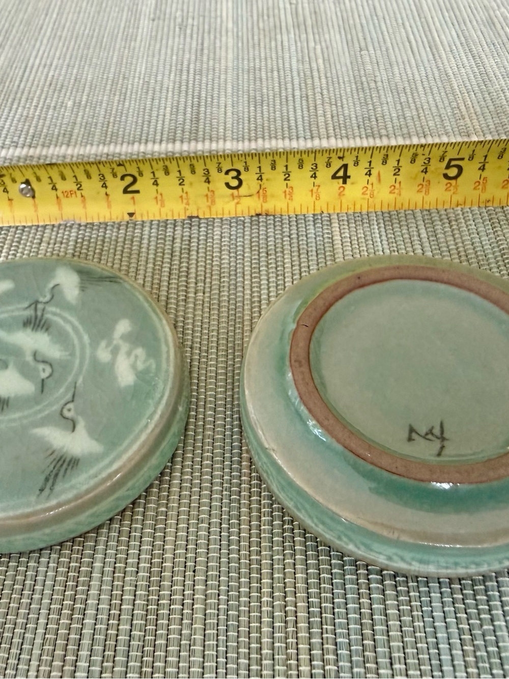 Vintage Korean Celadon Glaze Lidded Trinket / Jewelry Box Flying Cranes & Cloud - Picture 6 of 7
